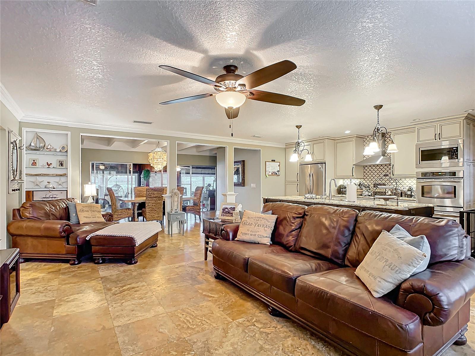 2 RICHMOND DR, NEW SMYRNA BEACH, FL, 32169