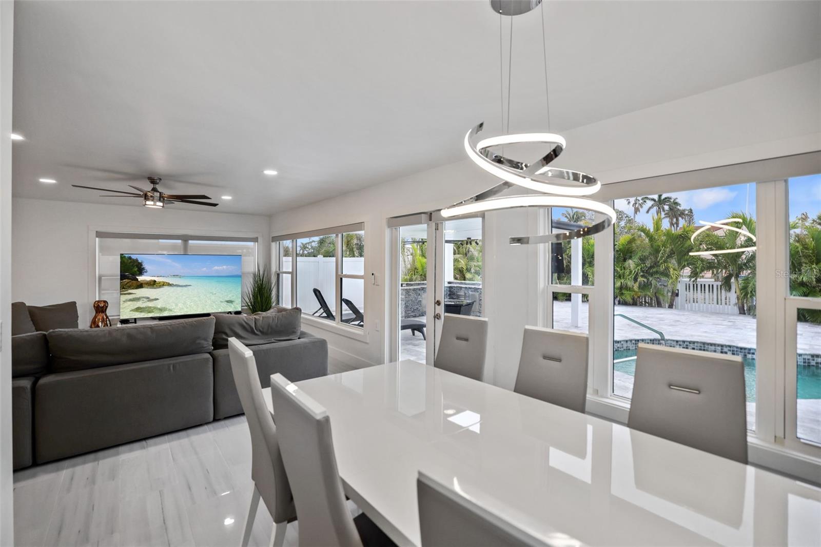 16015 REDINGTON DR, REDINGTON BEACH, FL, 33708