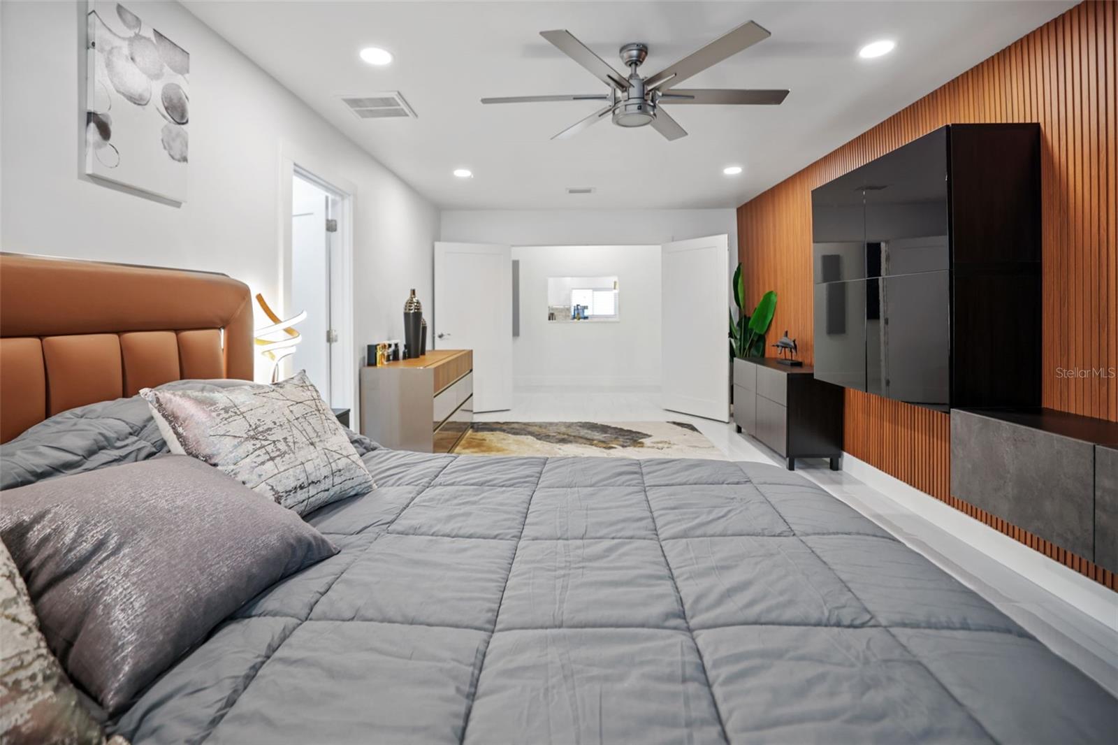 16015 REDINGTON DR, REDINGTON BEACH, FL, 33708