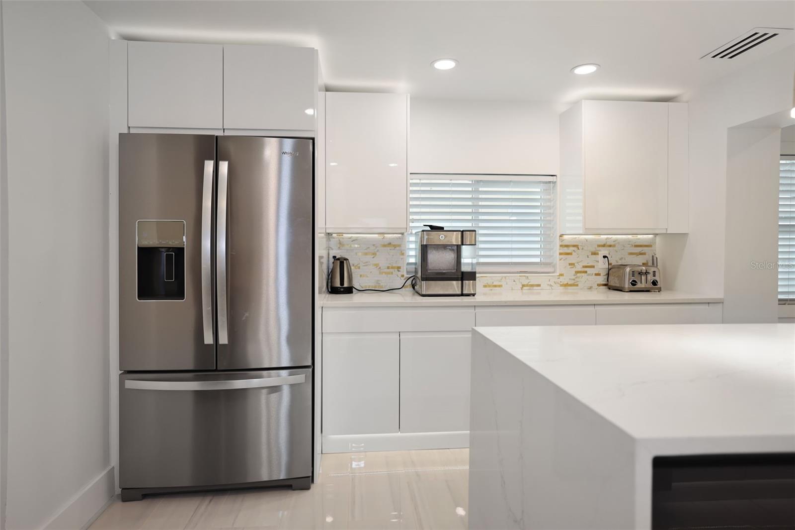 16015 REDINGTON DR, REDINGTON BEACH, FL, 33708