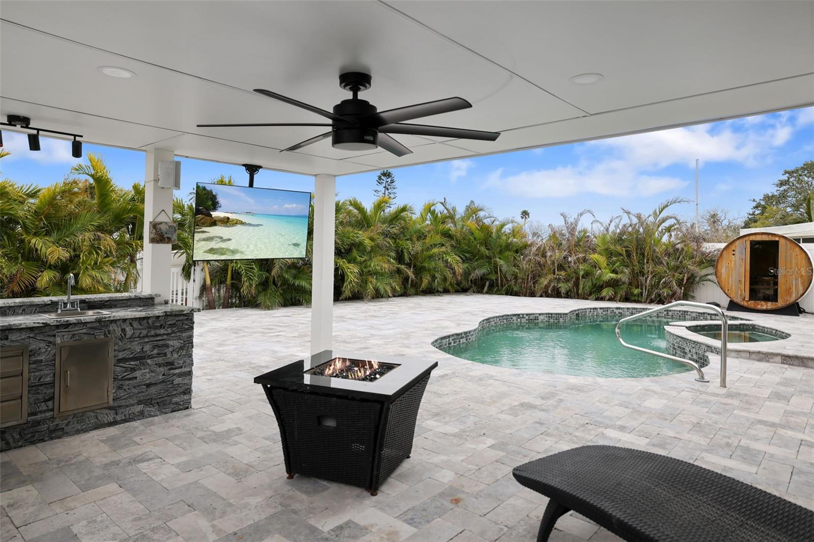 16015 REDINGTON DR, REDINGTON BEACH, FL, 33708