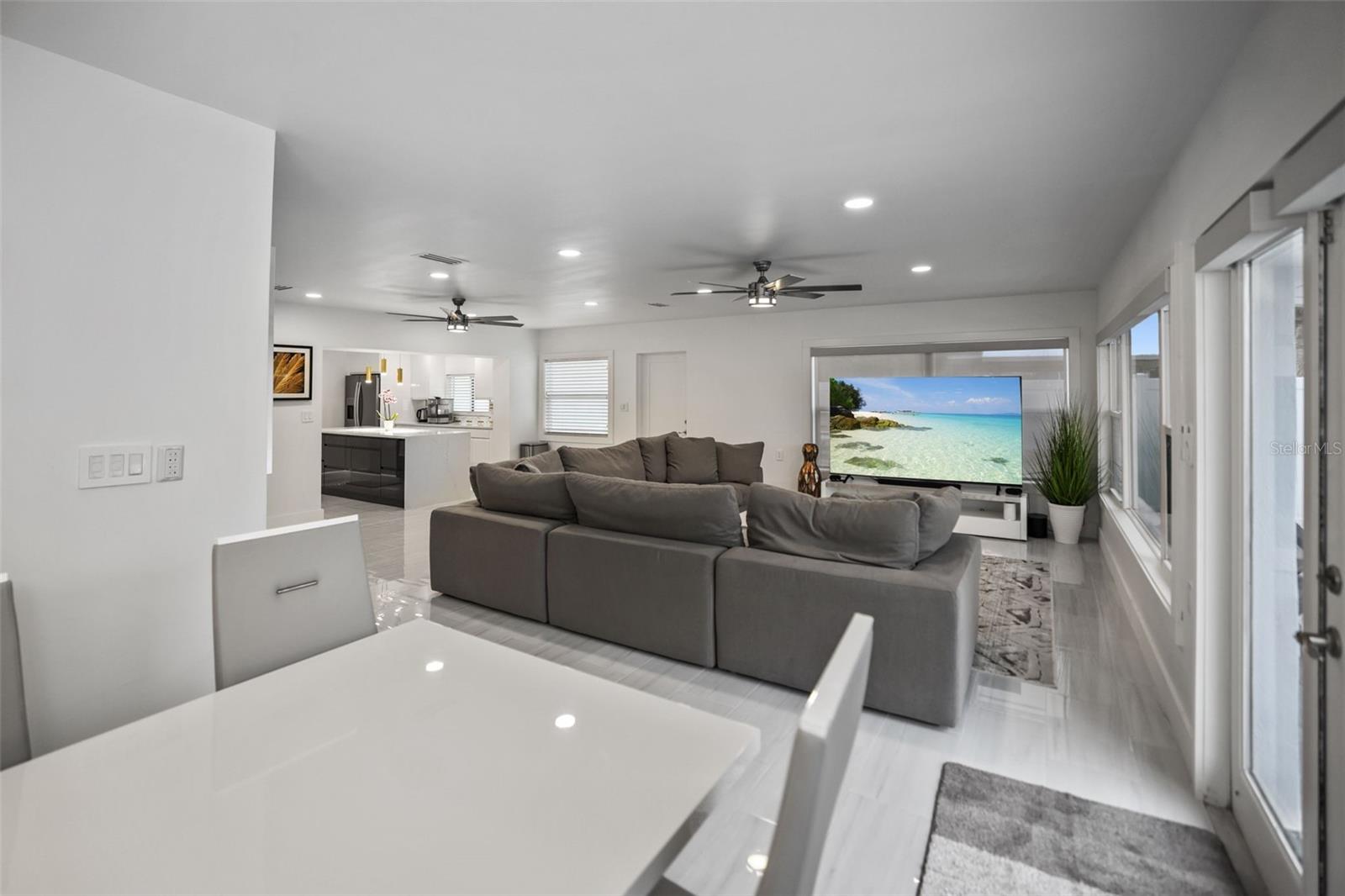 16015 REDINGTON DR, REDINGTON BEACH, FL, 33708