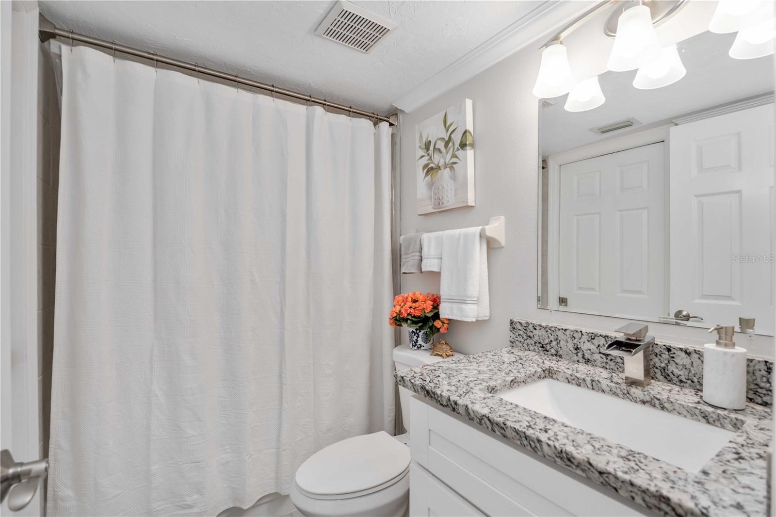 1775 LAKE PL #1775B, VENICE, FL, 34293