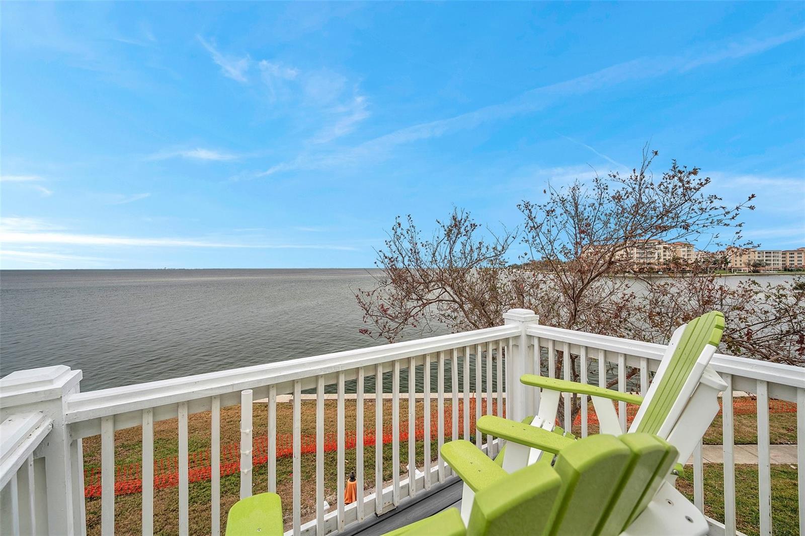 5258 BEACH DR SE, ST PETERSBURG, FL, 33705