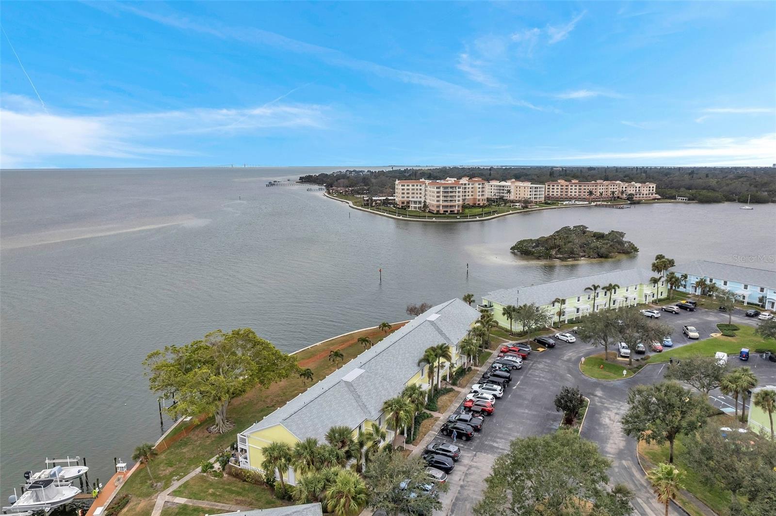 5258 BEACH DR SE, ST PETERSBURG, FL, 33705