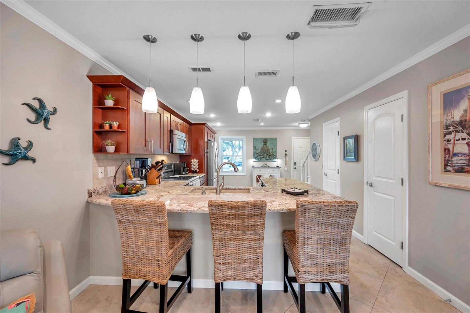 5258 BEACH DR SE, ST PETERSBURG, FL, 33705
