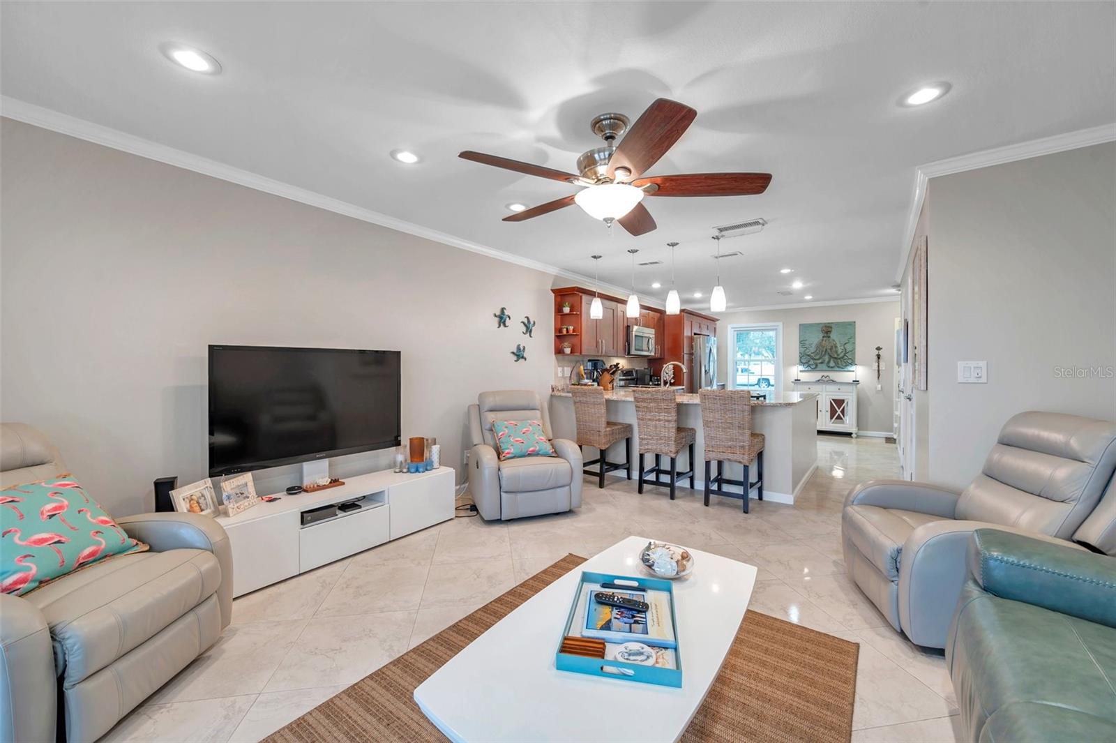 5258 BEACH DR SE, ST PETERSBURG, FL, 33705