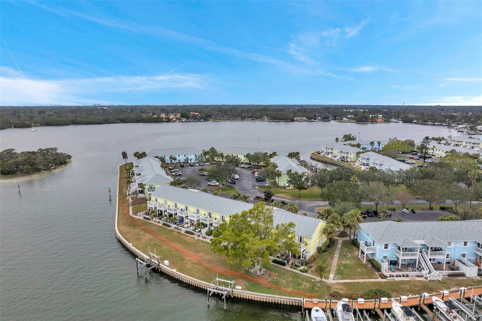 5258 BEACH DR SE, ST PETERSBURG, FL, 33705