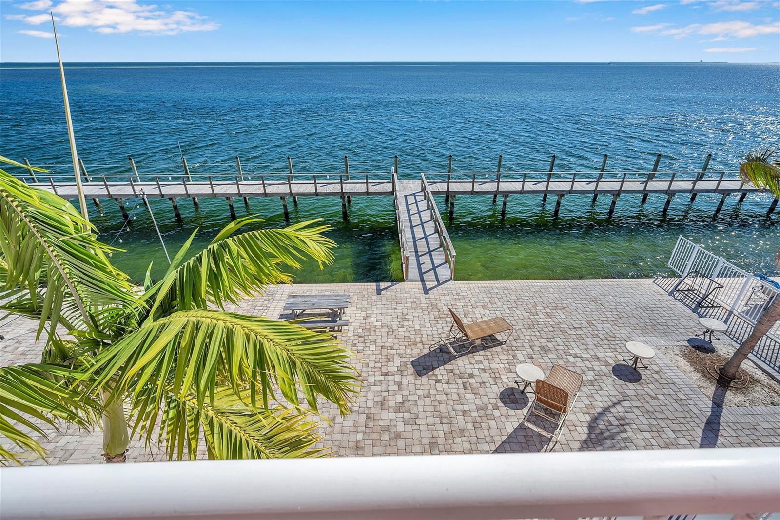 5258 BEACH DR SE, ST PETERSBURG, FL, 33705