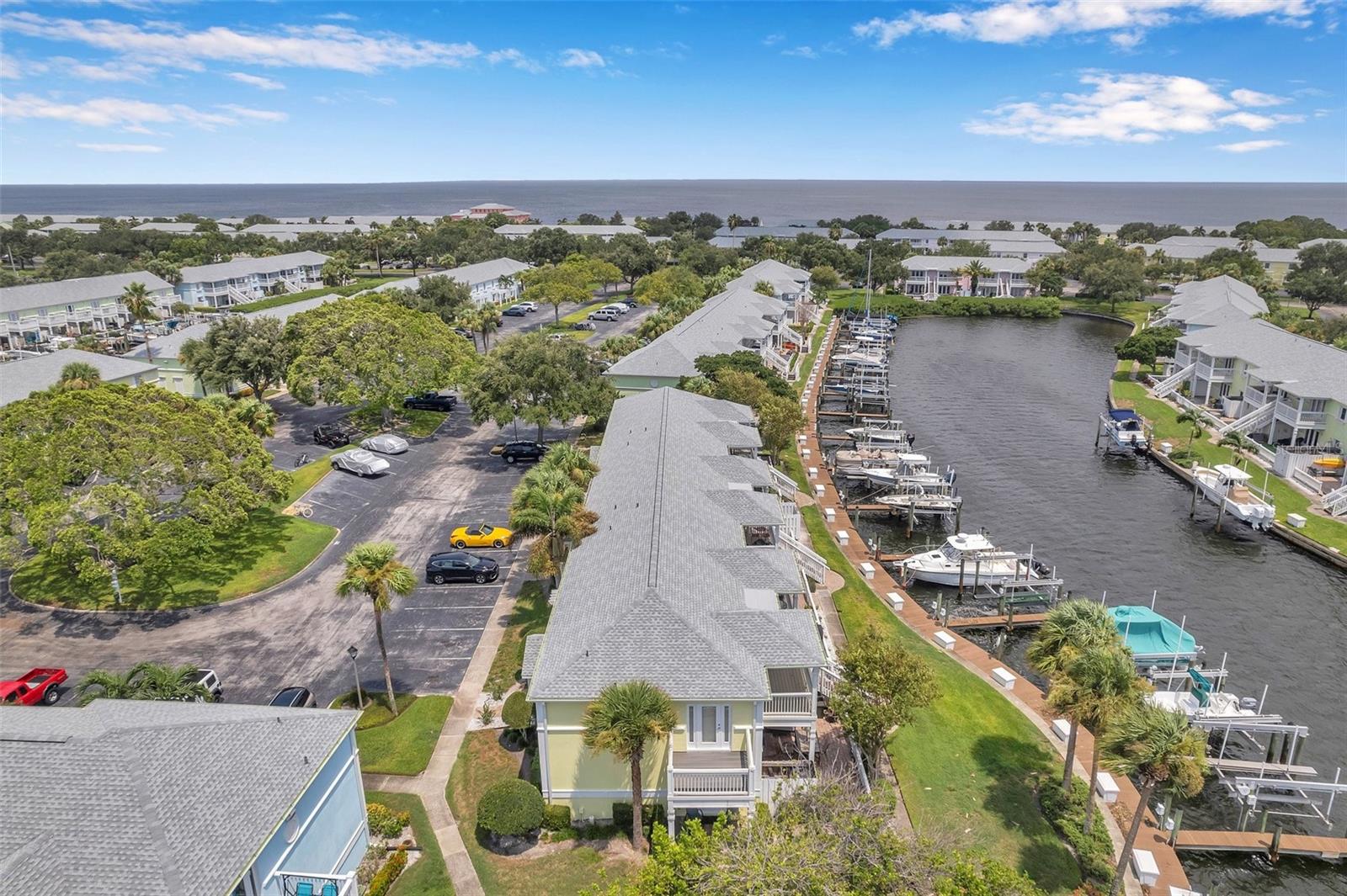 5258 BEACH DR SE, ST PETERSBURG, FL, 33705