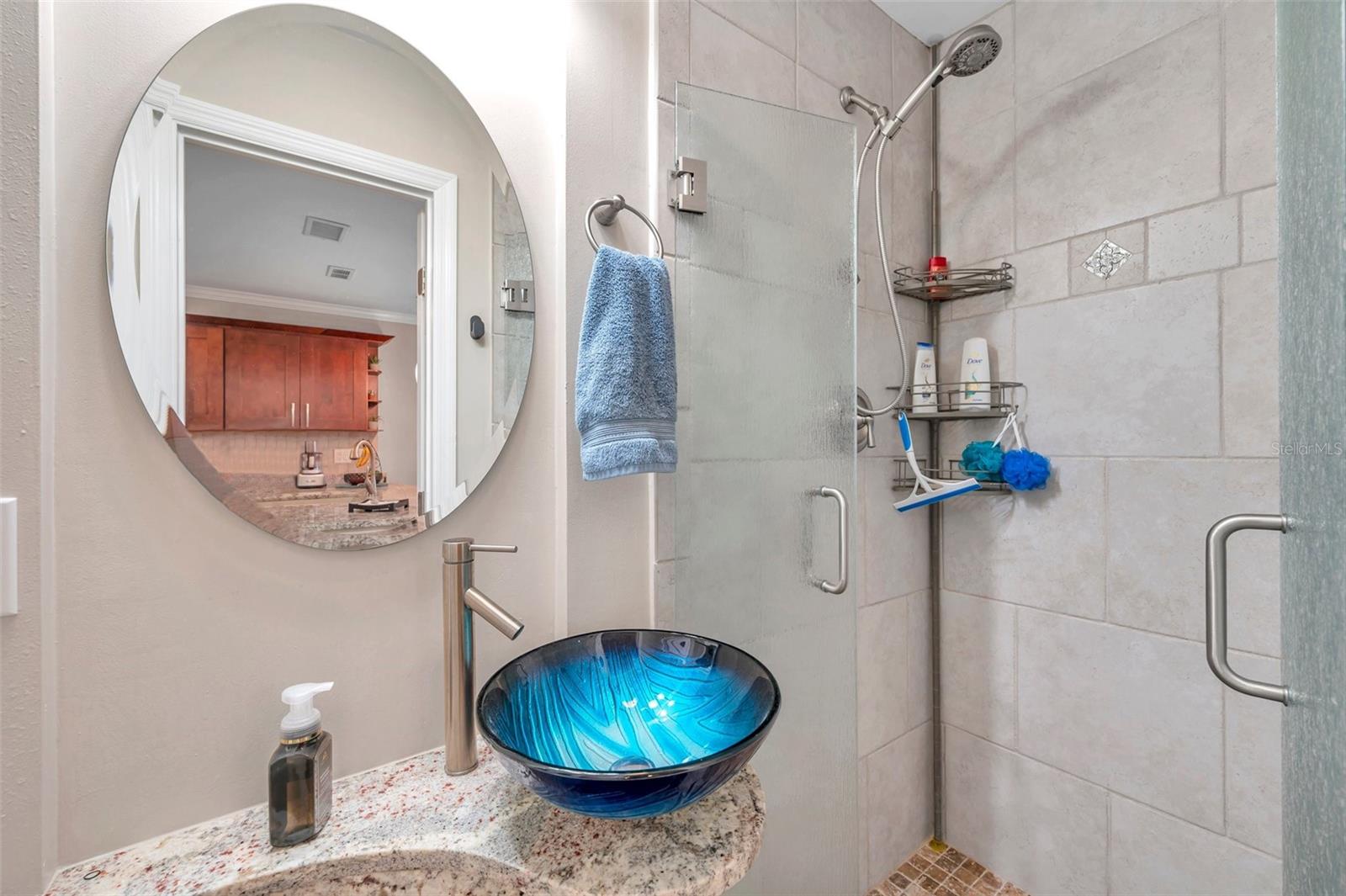 5258 BEACH DR SE, ST PETERSBURG, FL, 33705
