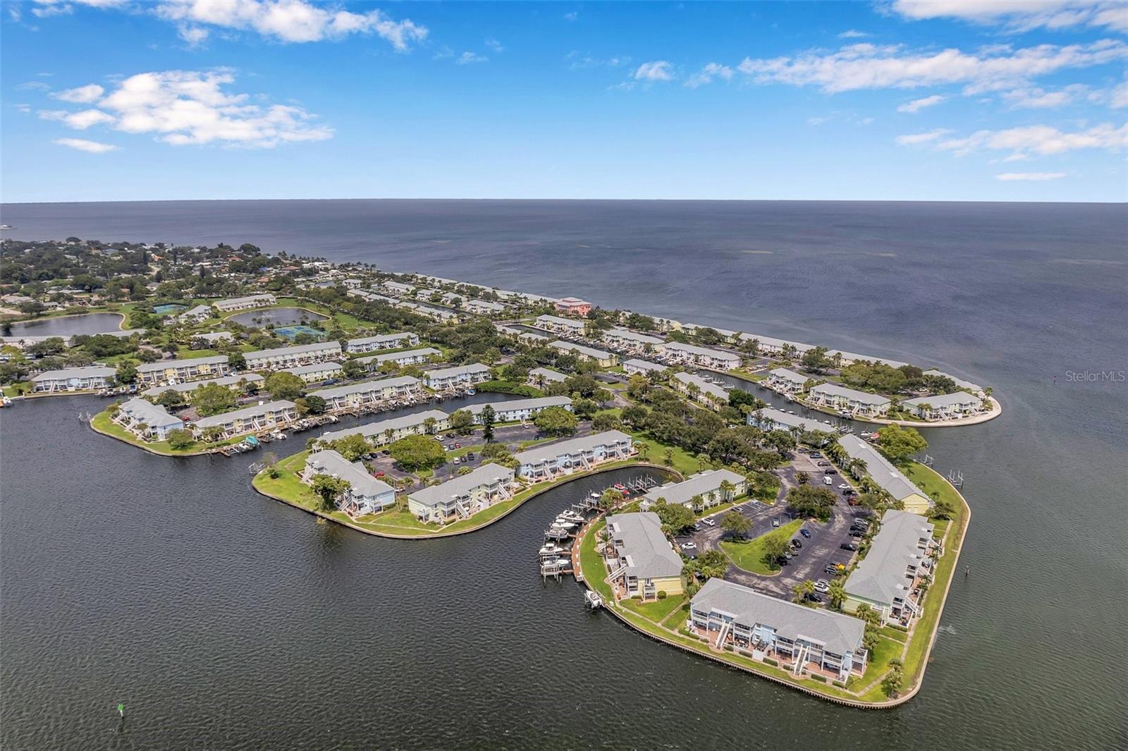 5258 BEACH DR SE, ST PETERSBURG, FL, 33705