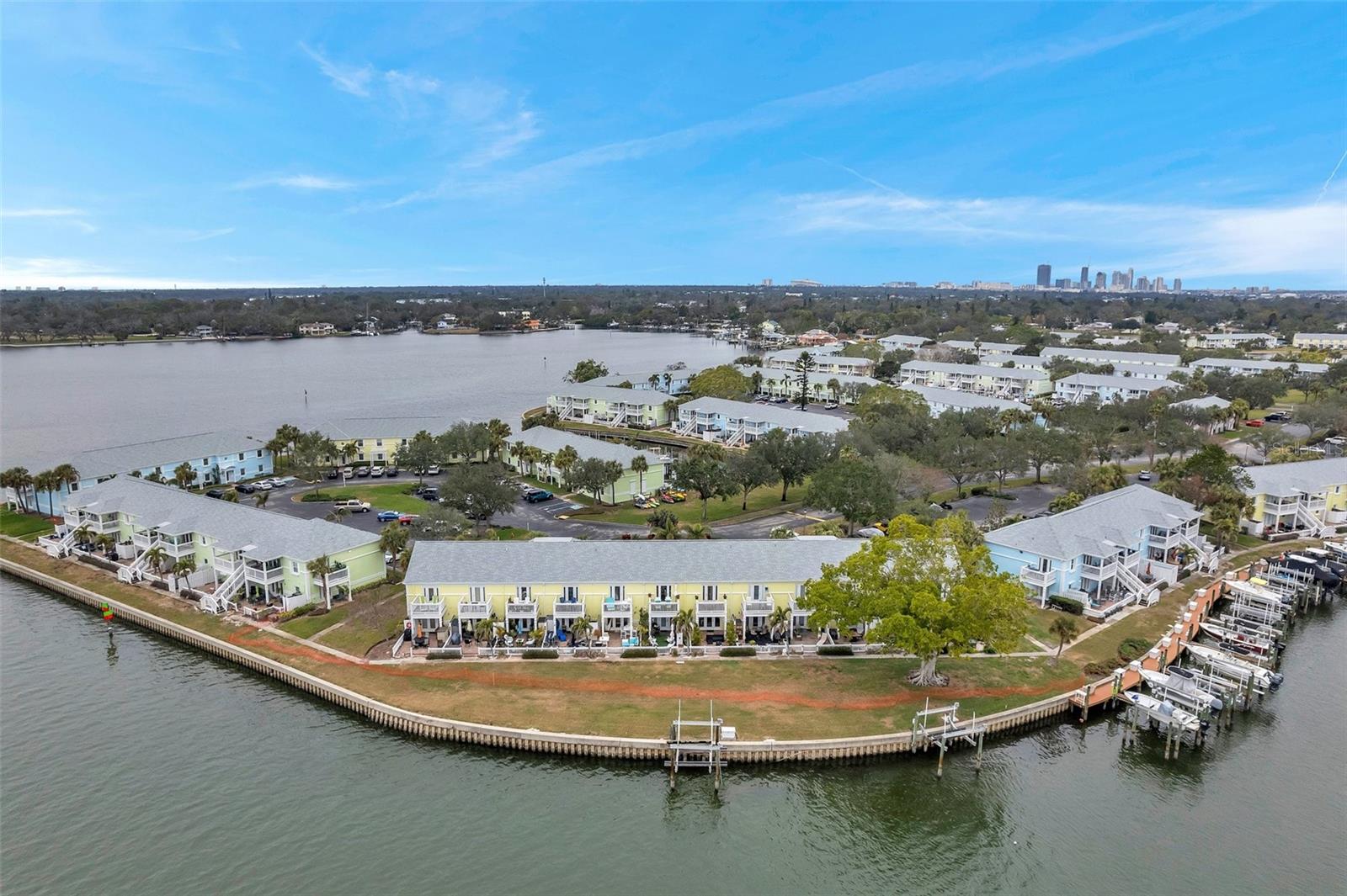 5258 BEACH DR SE, ST PETERSBURG, FL, 33705