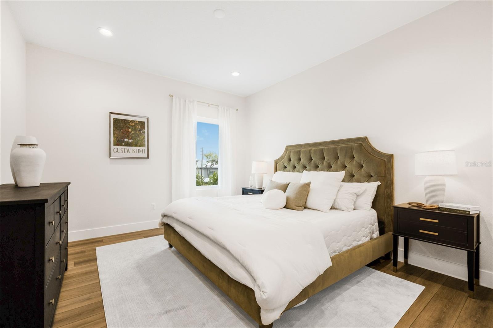 8631 5TH STREET NORTH, ST PETERSBURG, FL, 33702