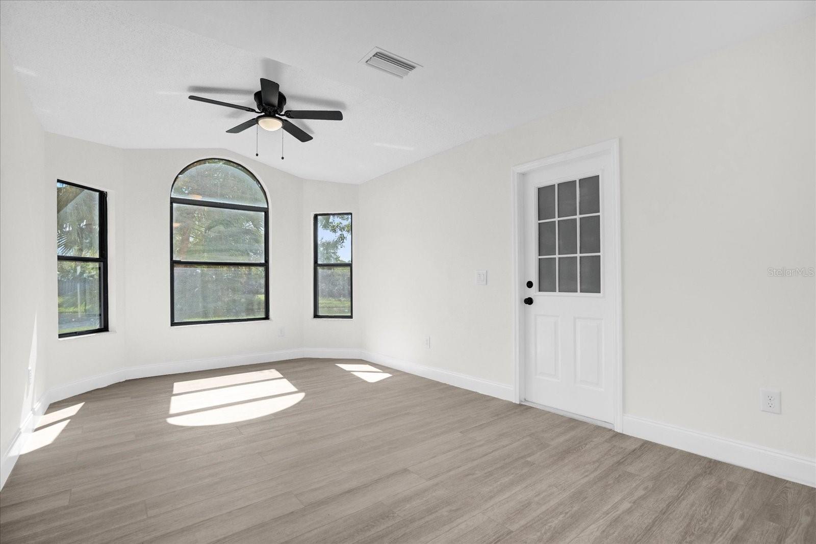 693 ROCHESTER CT, NEW SMYRNA BEACH, FL, 32168
