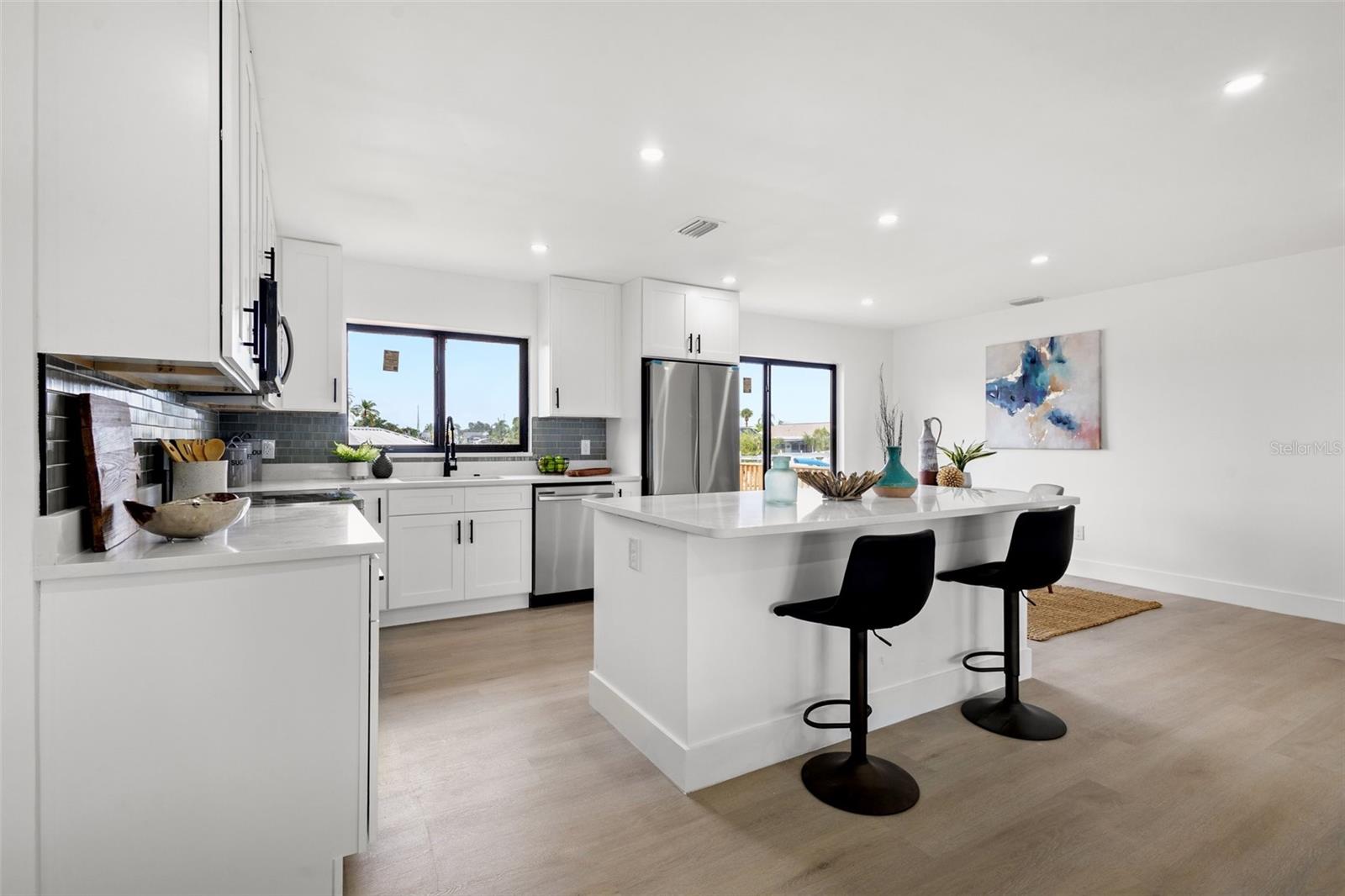 6510 ABACO DR, APOLLO BEACH, FL, 33572