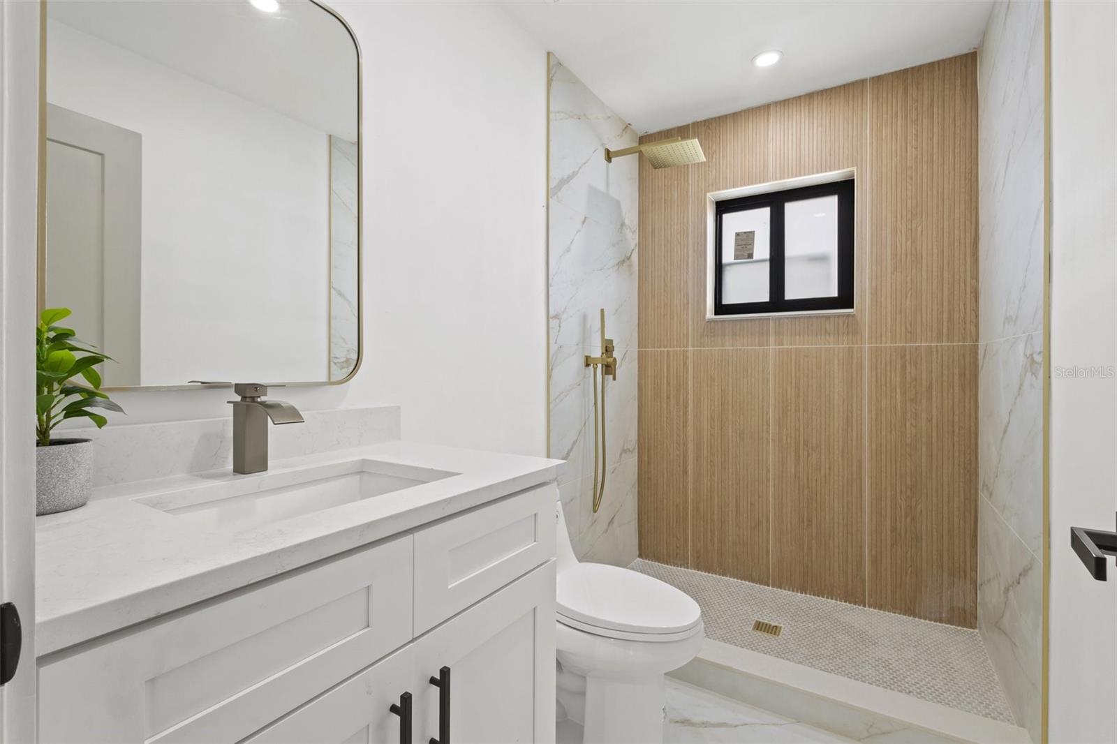 6510 ABACO DR, APOLLO BEACH, FL, 33572