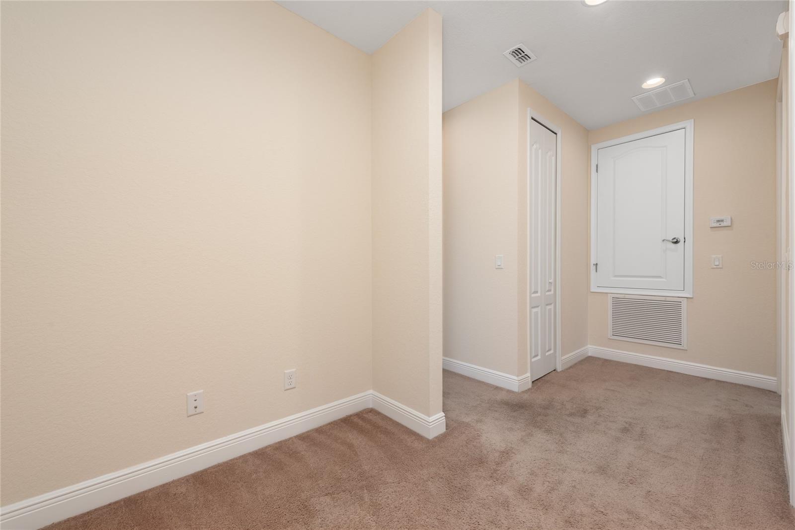 8443 KELSALL DR, ORLANDO, FL, 32832