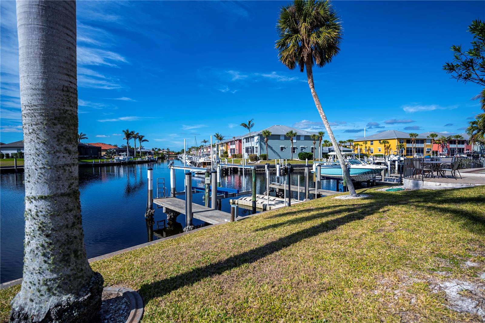 3335 PURPLE MARTIN DR #6, PUNTA GORDA, FL, 33950