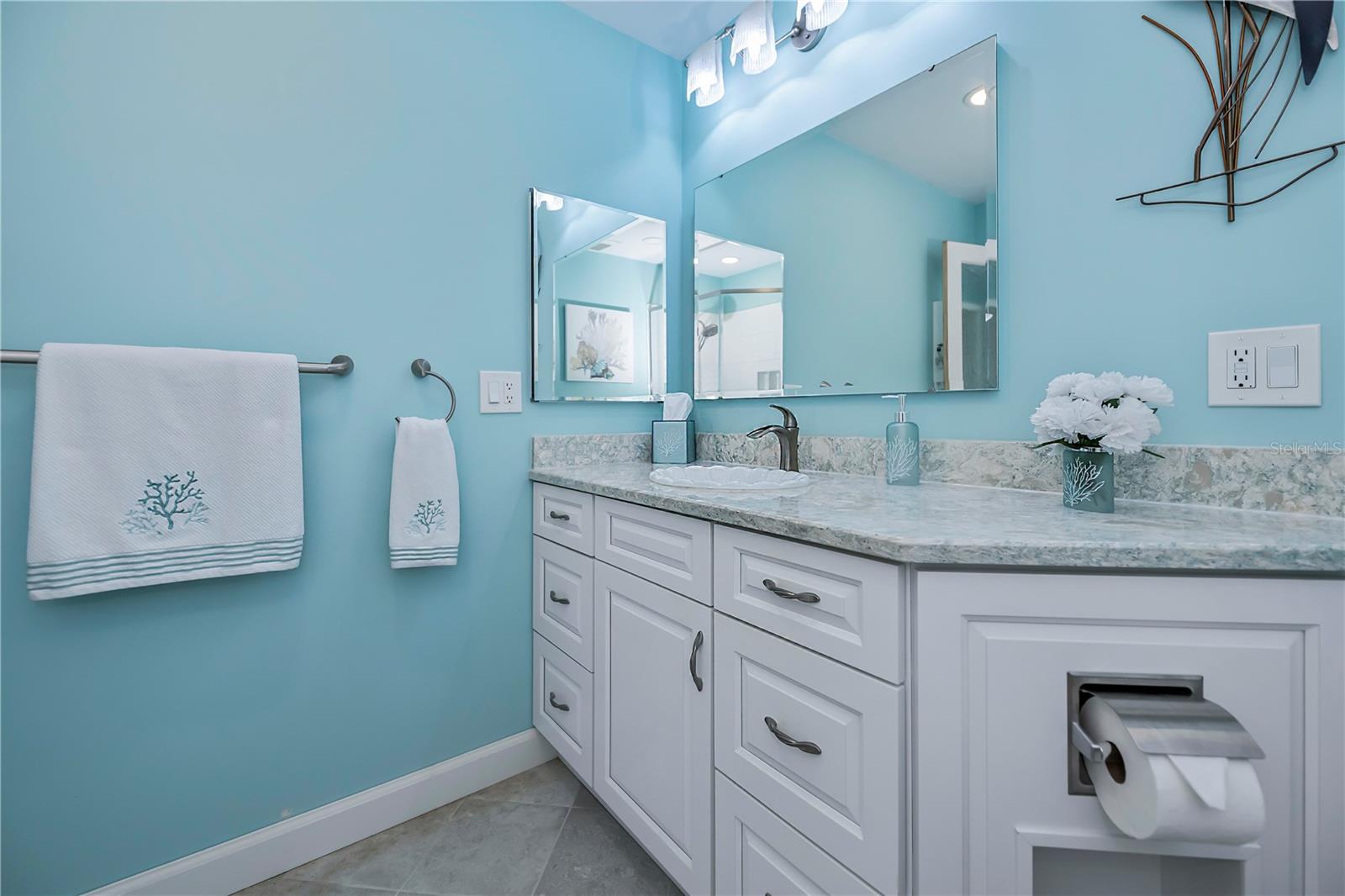 3335 PURPLE MARTIN DR #6, PUNTA GORDA, FL, 33950