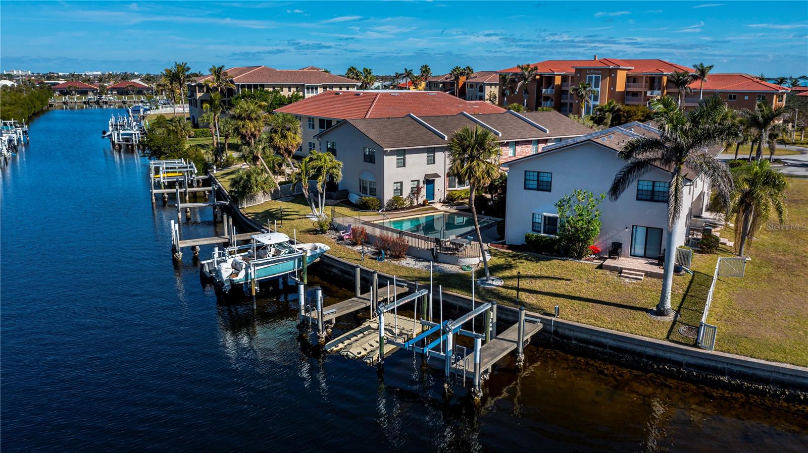 3335 PURPLE MARTIN DR #6, PUNTA GORDA, FL, 33950