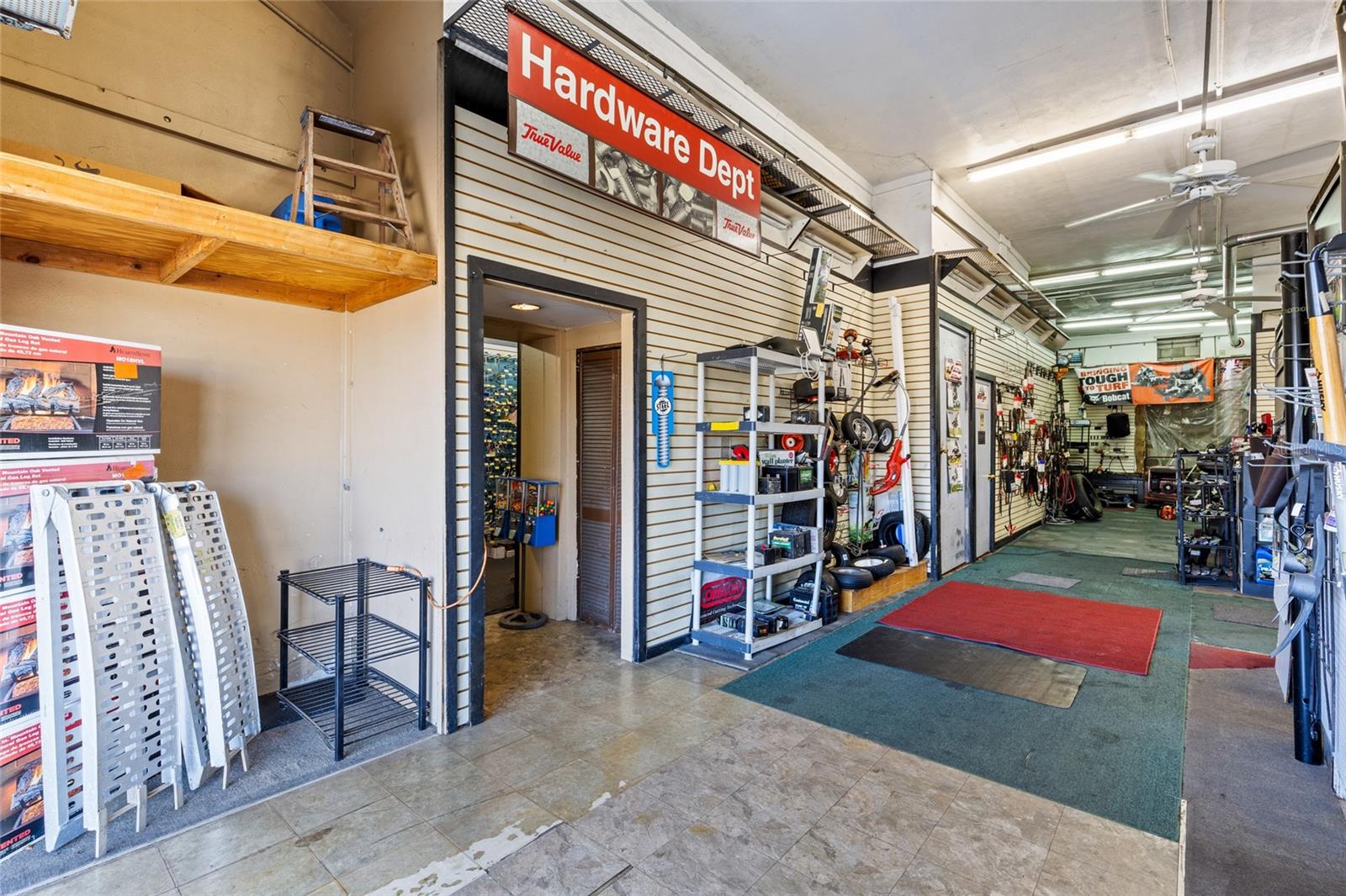 18493 HIGH SPRINGS MAIN STREET, HIGH SPRINGS, FL, 32643