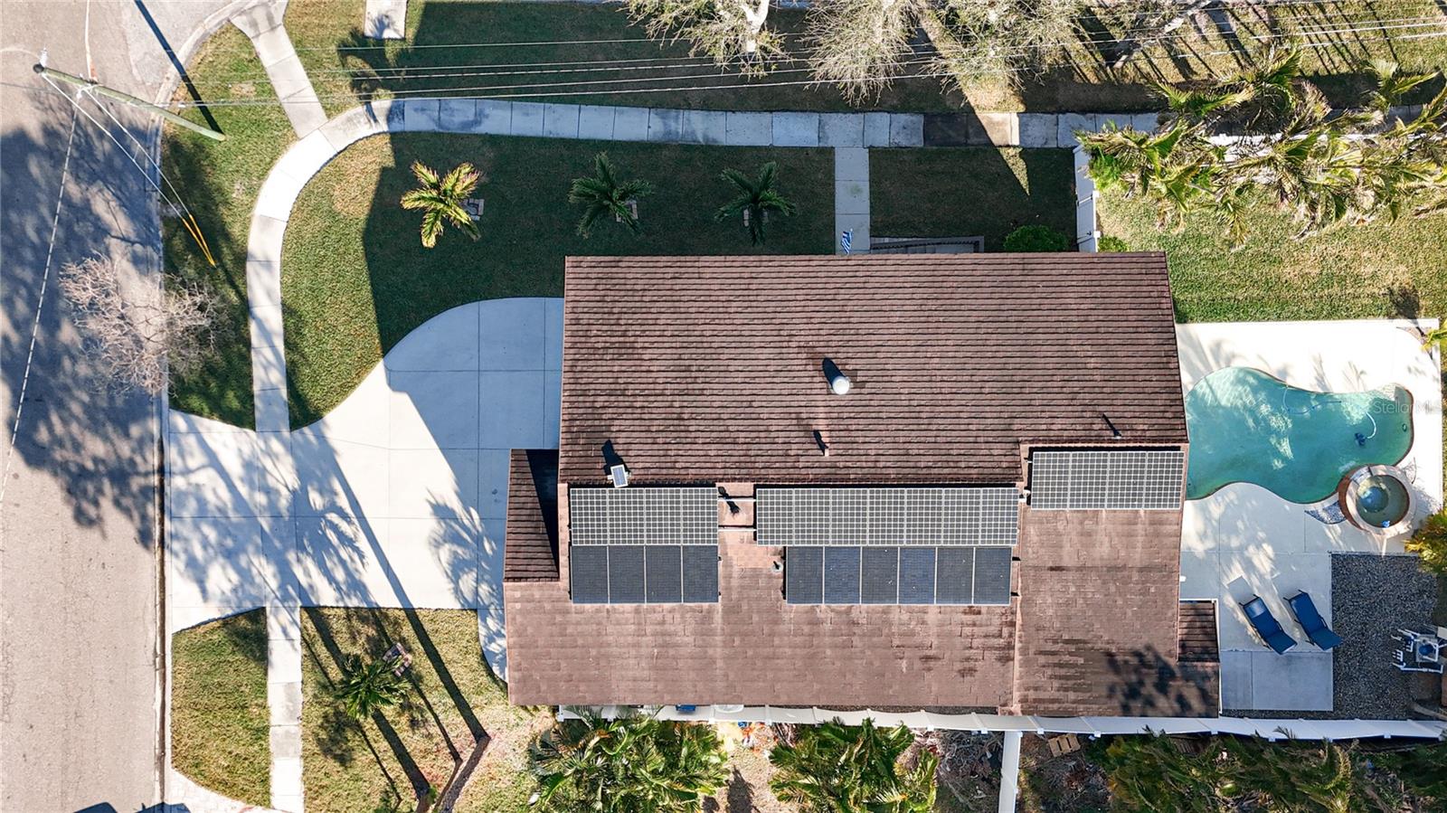 1600 PENNSYLVANIA AVE NE, ST PETERSBURG, FL, 33703