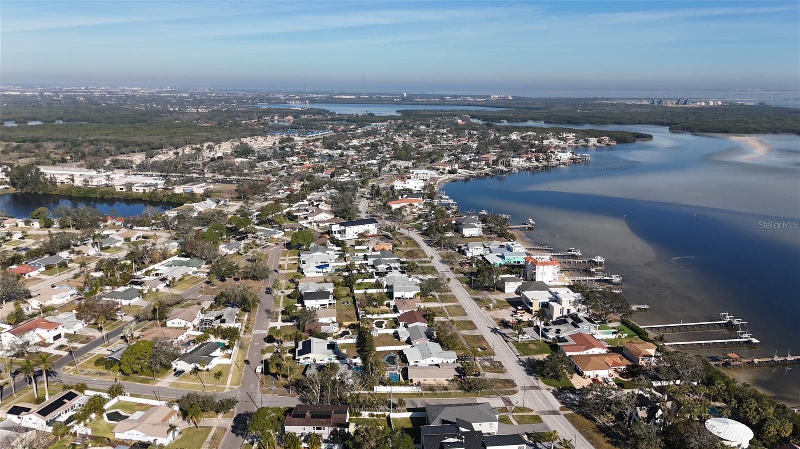 1600 PENNSYLVANIA AVE NE, ST PETERSBURG, FL, 33703