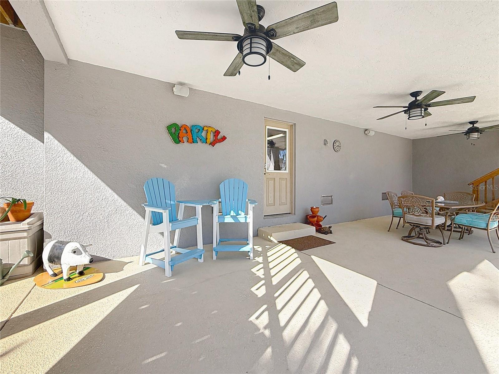 1600 PENNSYLVANIA AVE NE, ST PETERSBURG, FL, 33703