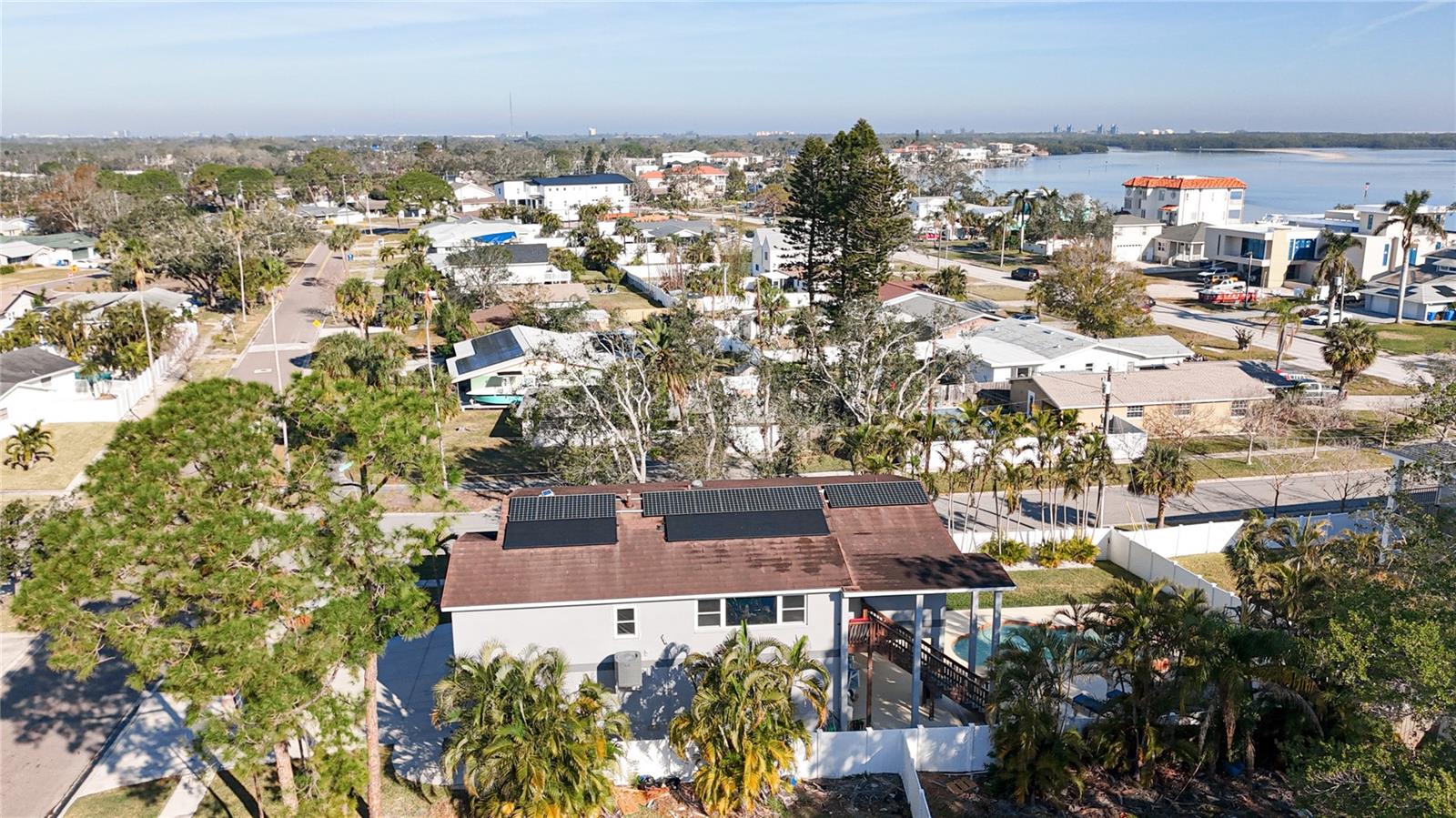 1600 PENNSYLVANIA AVE NE, ST PETERSBURG, FL, 33703
