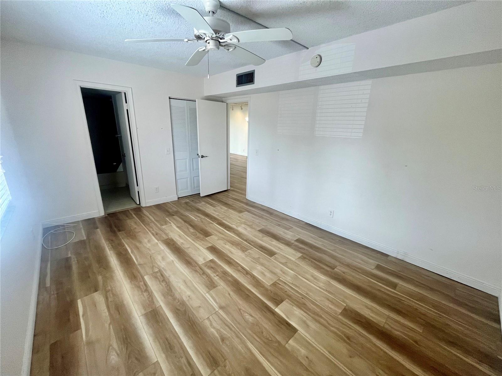 5724 LA PUERTA DEL SOL BLVD S #247, ST PETERSBURG, FL, 33715