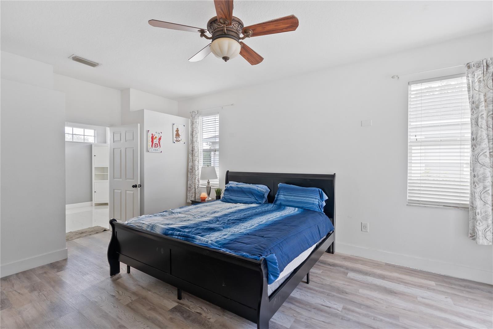 11813 HOLLY HOCK DR, LAKEWOOD RANCH, FL, 34202