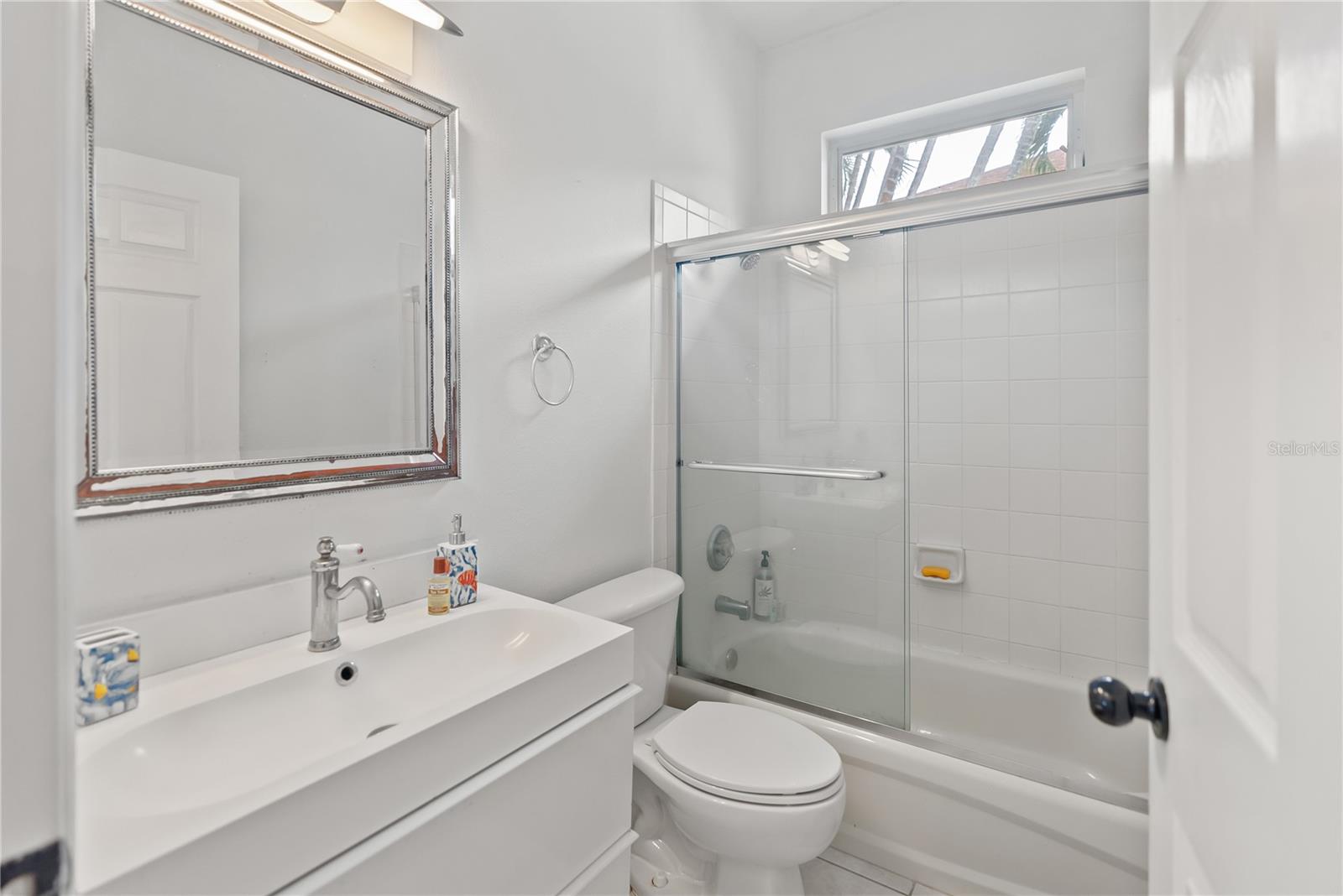 11813 HOLLY HOCK DR, LAKEWOOD RANCH, FL, 34202