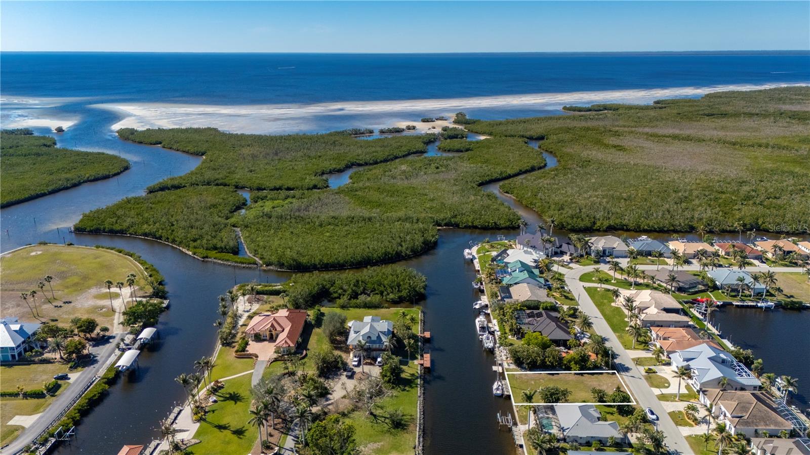 5550 ALMAR DR, PUNTA GORDA, FL, 33950