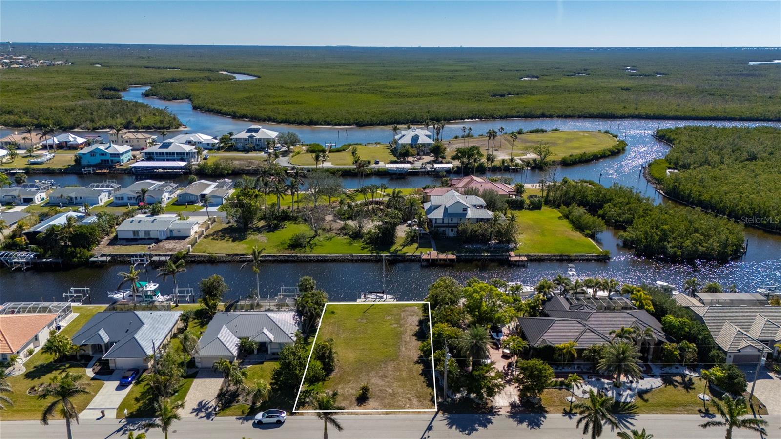 5550 ALMAR DR, PUNTA GORDA, FL, 33950