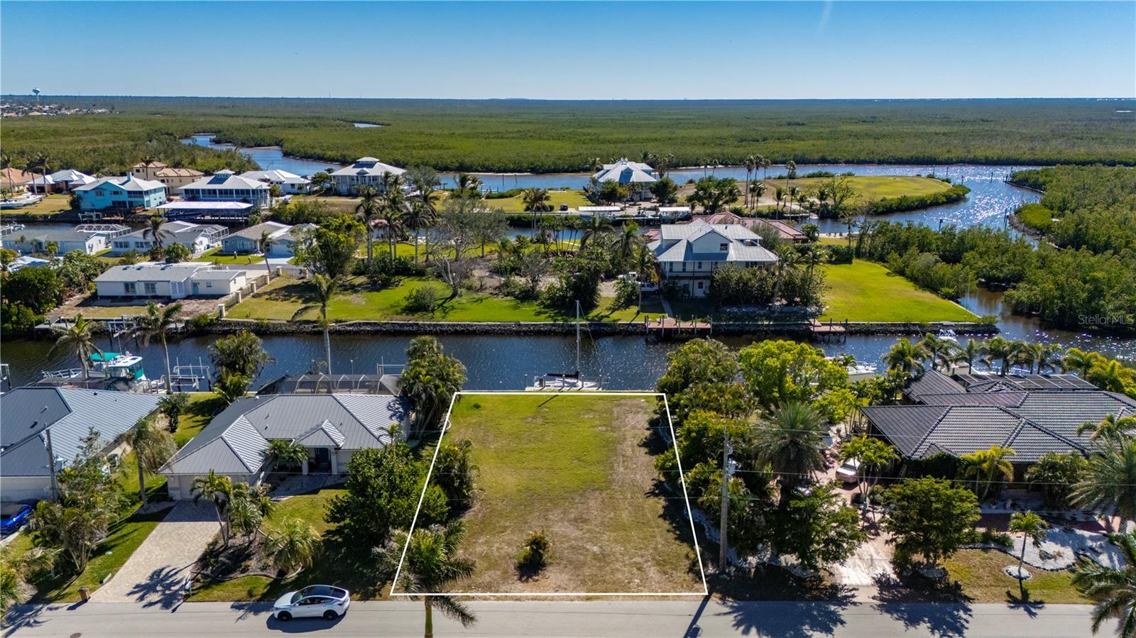 5550 ALMAR DR, PUNTA GORDA, FL, 33950