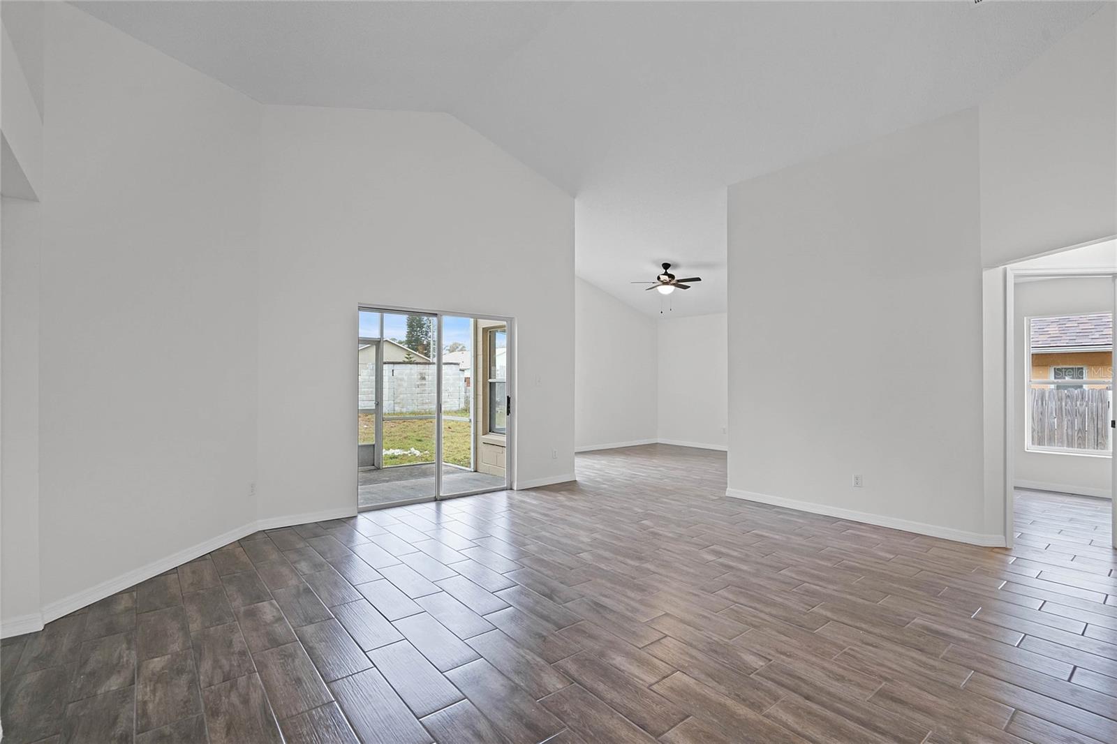 1932 GRASMERE DR, APOPKA, FL, 32703