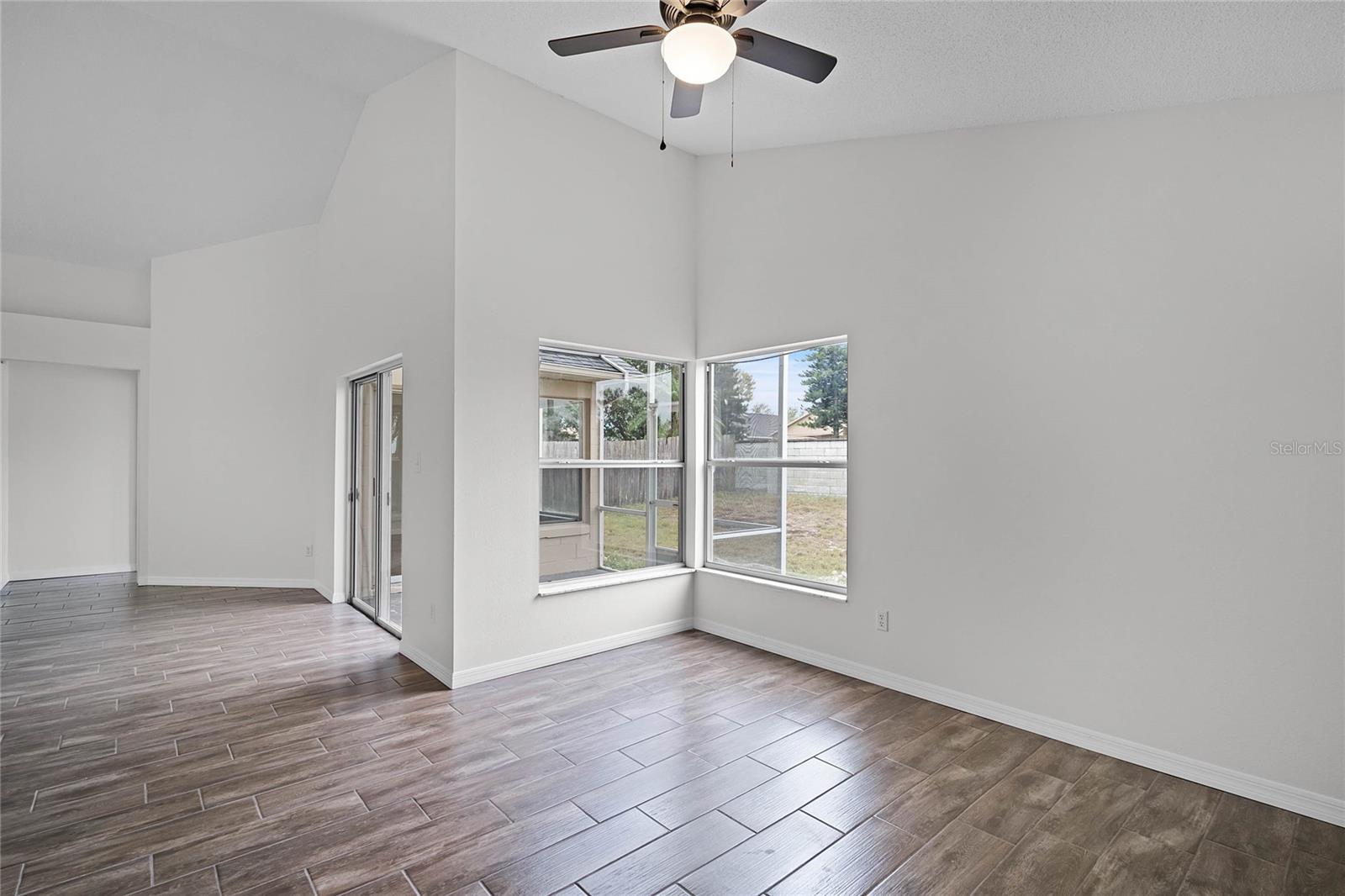 1932 GRASMERE DR, APOPKA, FL, 32703