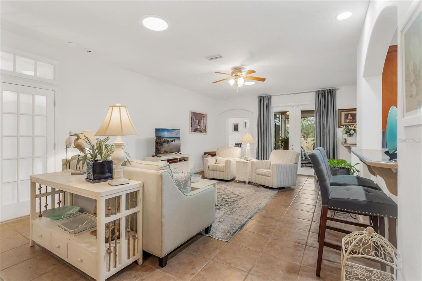 6342 SANDERS GROVE CIR, OKAHUMPKA, FL, 34762
