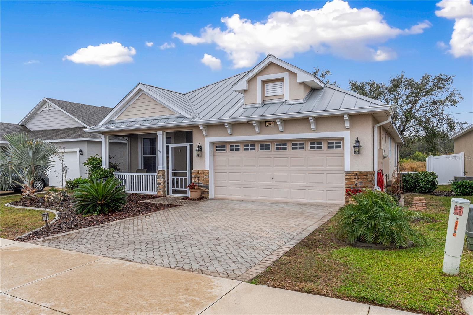 6342 SANDERS GROVE CIR, OKAHUMPKA, FL, 34762