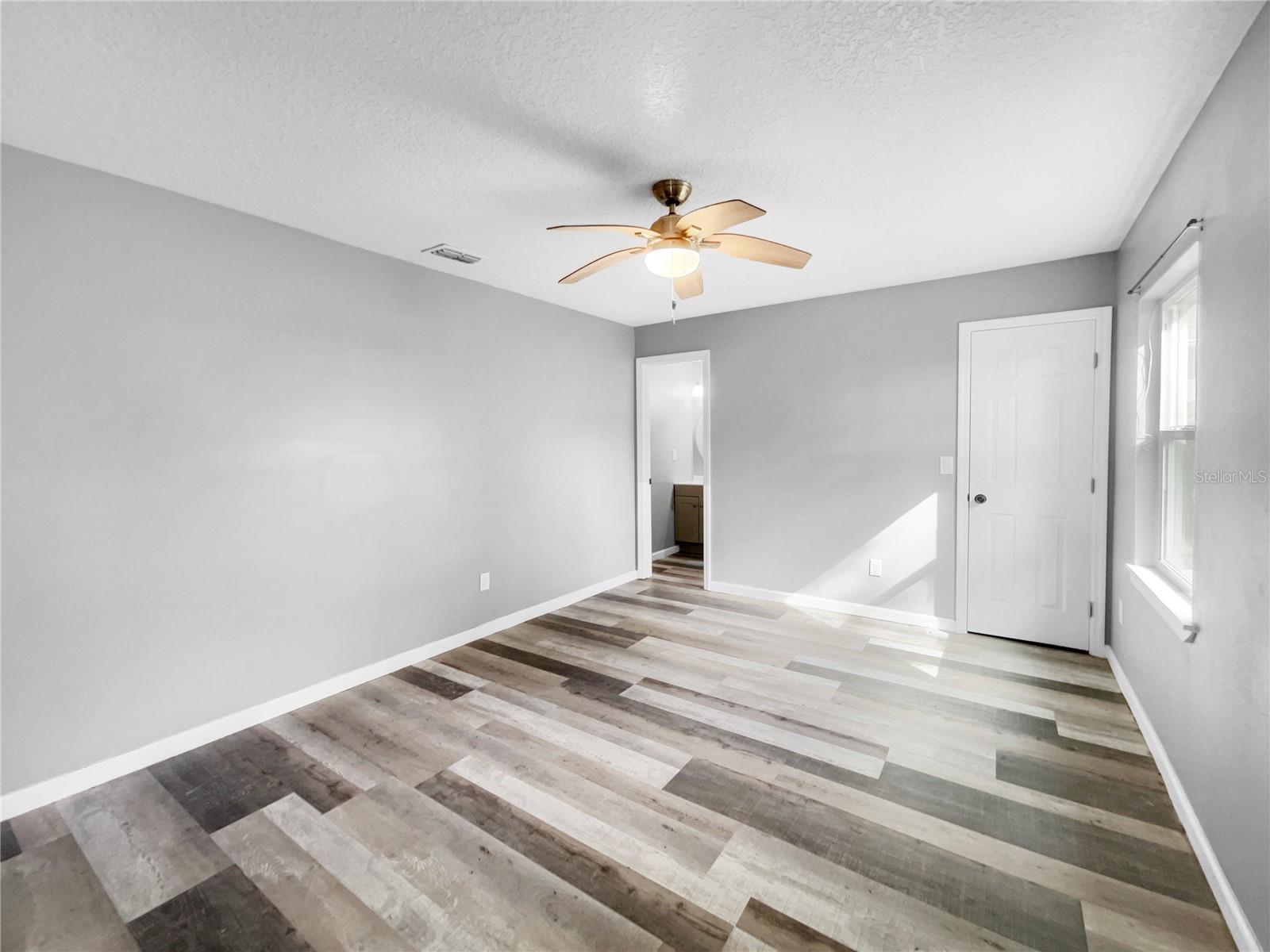 3201 S DORCHESTER DR, DELTONA, FL, 32738
