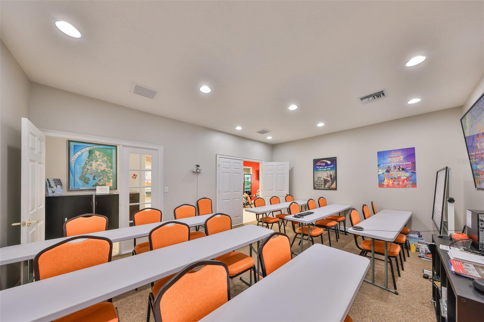 443 APOLLO BEACH BLVD #D, APOLLO BEACH, FL, 33572