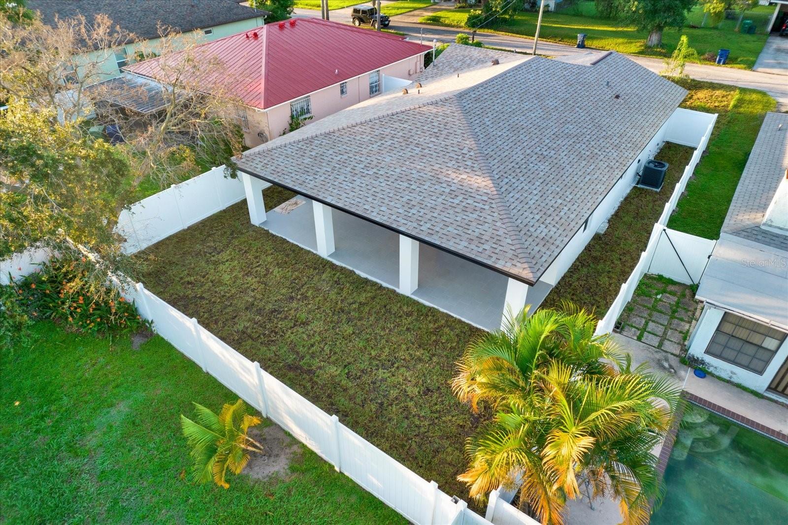 2905 W COLLINS ST, TAMPA, FL, 33607