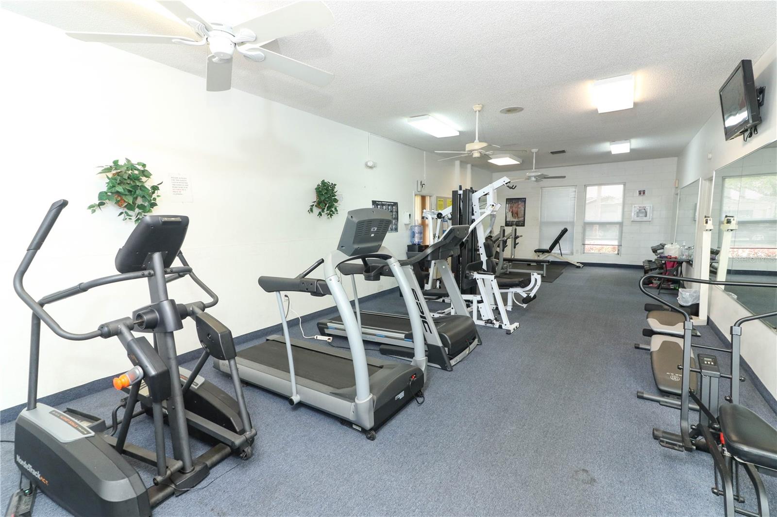 706 DRYWOOD AVE, FERN PARK, FL, 32730