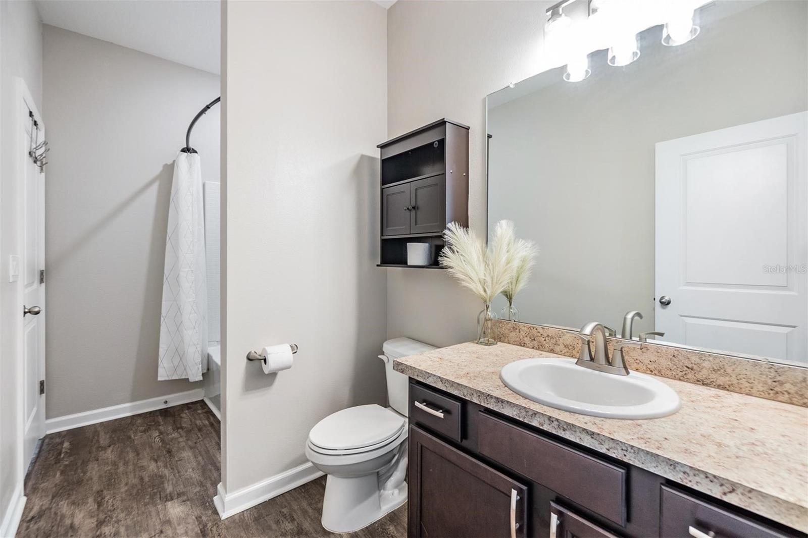 701 GARDEN OAKS SQ, SEFFNER, FL, 33584