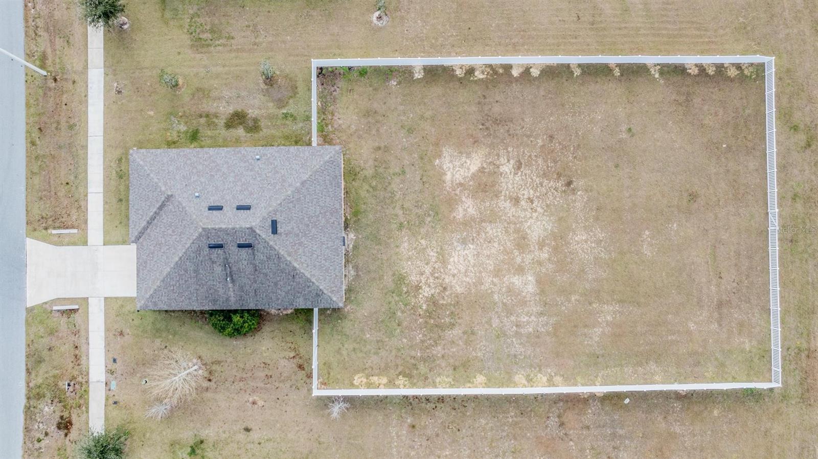 701 GARDEN OAKS SQ, SEFFNER, FL, 33584