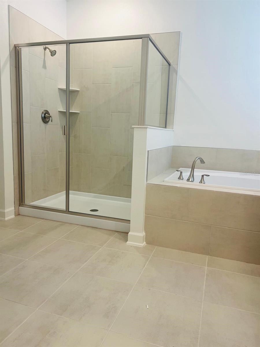 2410 RELAXING LN, KISSIMMEE, FL, 34744