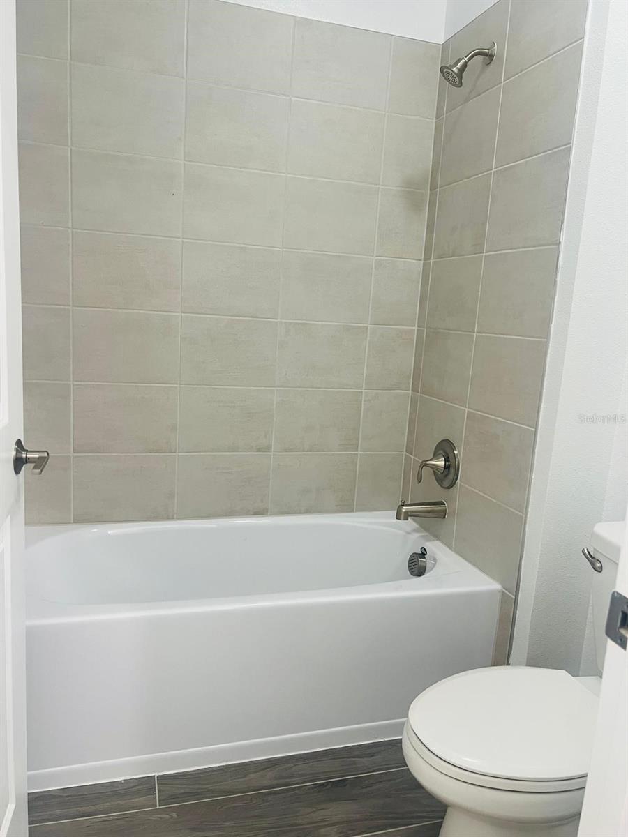 2410 RELAXING LN, KISSIMMEE, FL, 34744