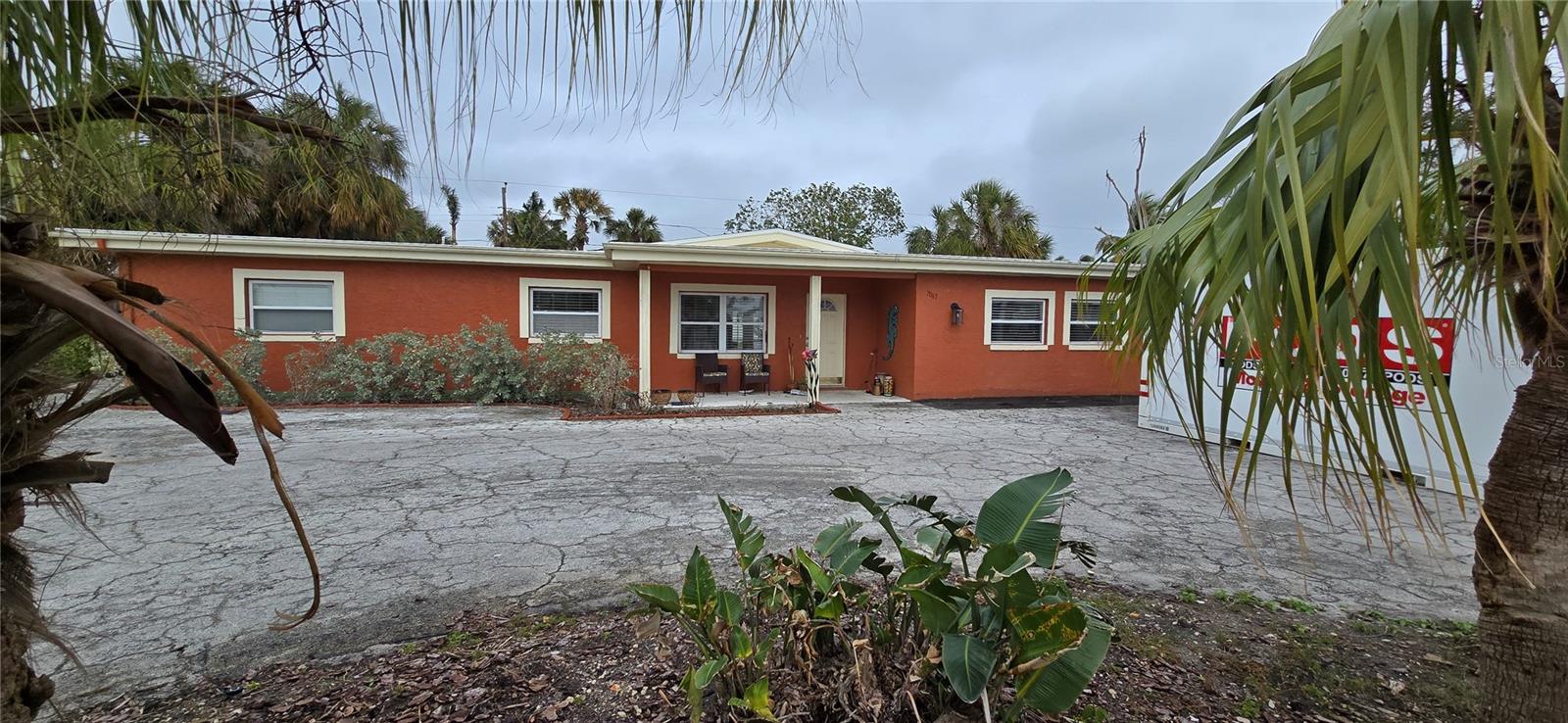 7063 S SHORE DR S, ST PETERSBURG, FL, 33707