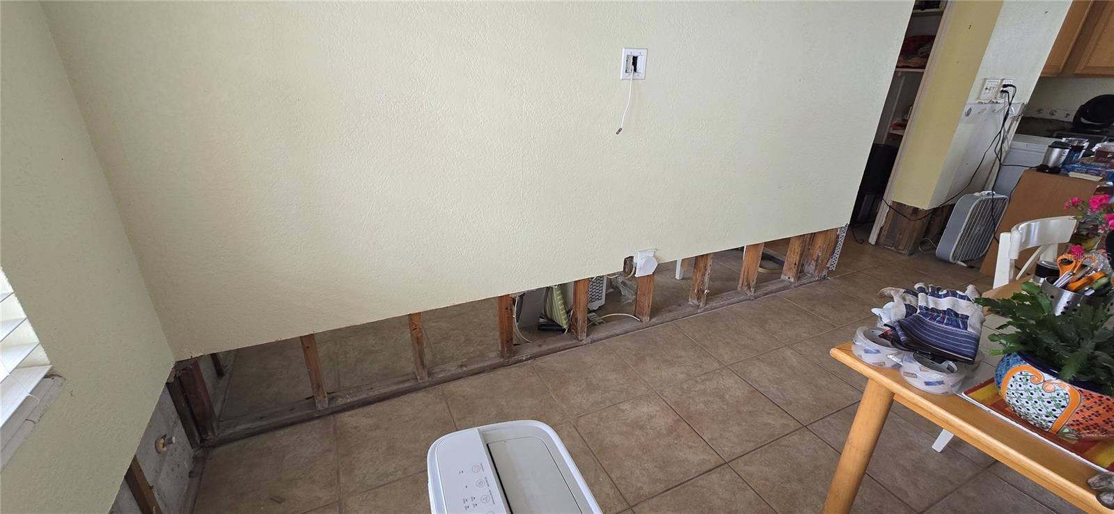7063 S SHORE DR S, ST PETERSBURG, FL, 33707